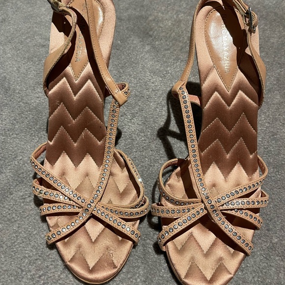 Blush pink BCBG studded rhinestones heels size 36.5 - Picture 1 of 3